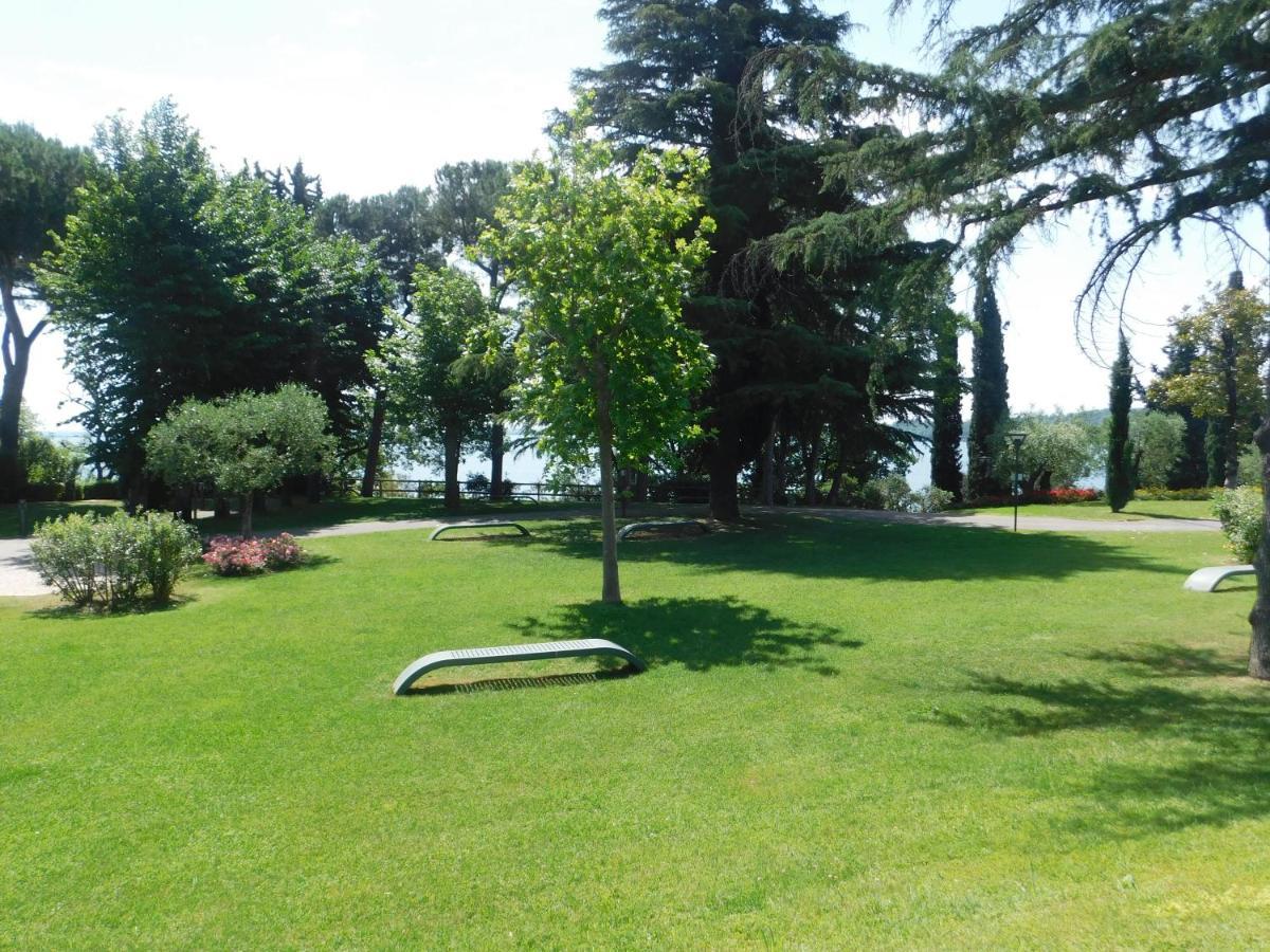 Lato Soleggiato @Gardazzurro Διαμέρισμα Padenghe sul Garda Εξωτερικό φωτογραφία