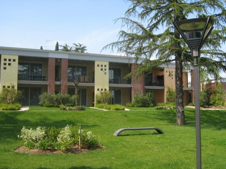 Lato Soleggiato @Gardazzurro Διαμέρισμα Padenghe sul Garda Εξωτερικό φωτογραφία